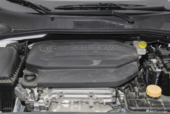 2017款宝骏310 1.5L自动豪华型