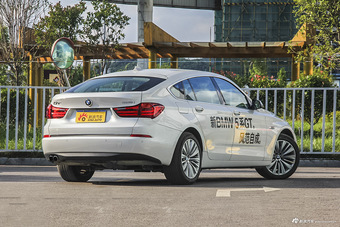 2015款宝马5系GT 2.0T自动528i豪华型
