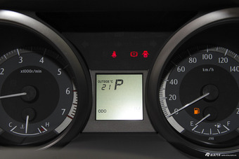 2016款普拉多2.7L自动标准版