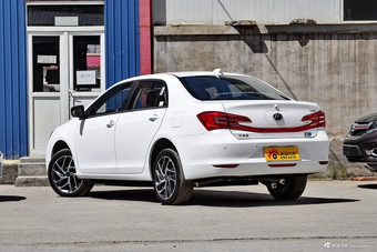 2017款比亚迪秦EV300尊享型