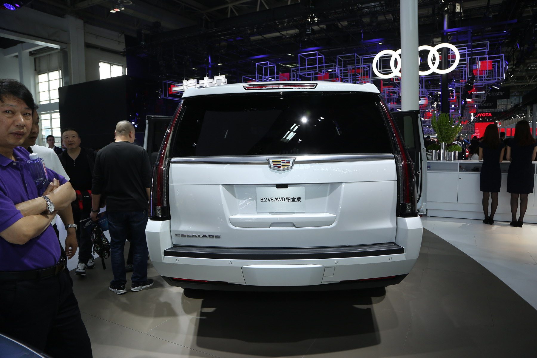 凯雷德 ESV 铂金版