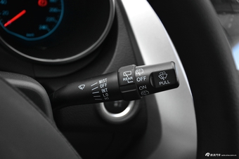 2017款比亚迪元1.5L自动酷炫互联型