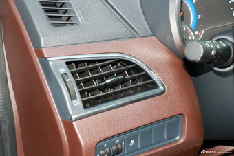 2017款福美来F7 1.5T 7座手动标准型