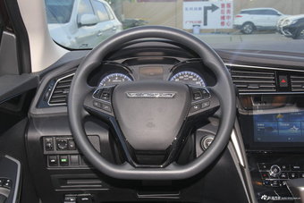 2018款启辰D60 1.6L自动智联精英版