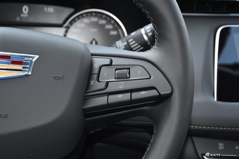 2018款XT4 2.0T自动两驱豪华型28T