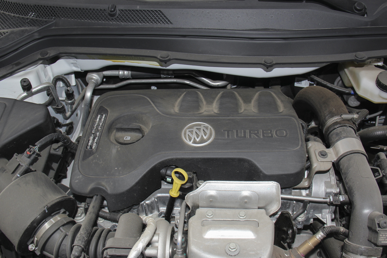 2018款英朗1.0T手动精英型15T