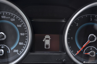 2016款骐铃T7 2.8T手动两驱舒适版标准轴距JE493ZLQ4CB