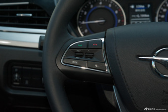 2018款海马S5青春版 1.6L自动旗舰定制版