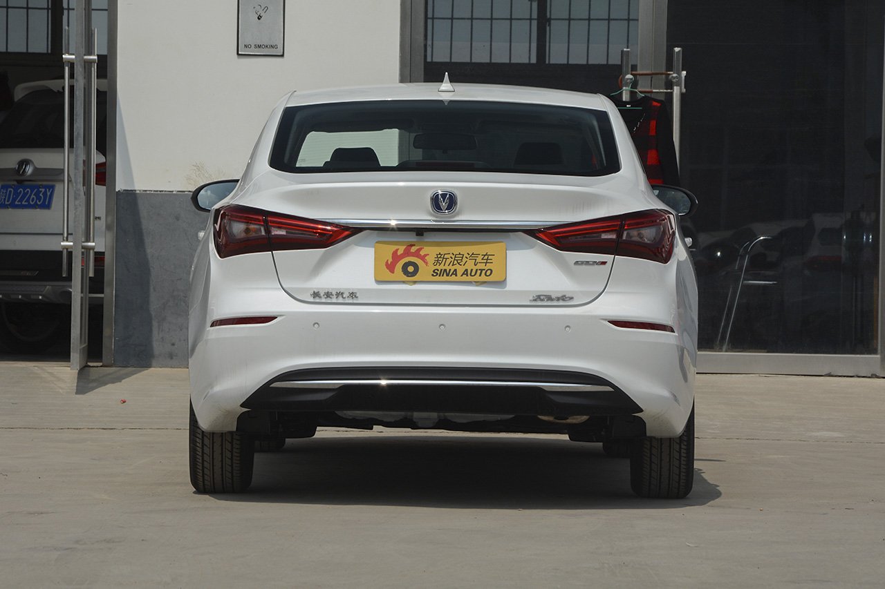  2018款逸动1.6L GDI自动时尚型