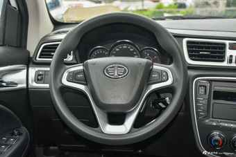 2015款骏派D60 1.5L手动标准型