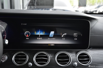 2018款奔驰E级改款2.0T自动 200L 运动型