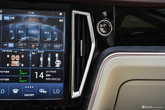 2017款众泰T700 1.8T自动尊贵型