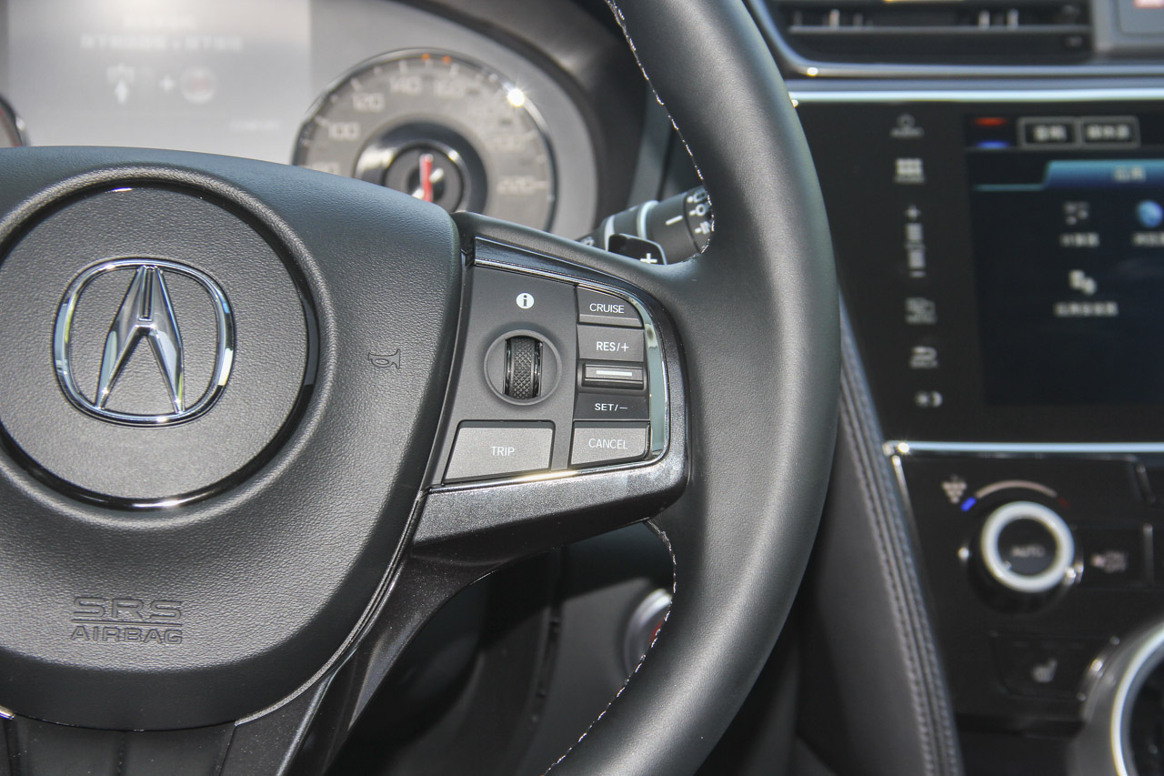 2016款讴歌CDX 1.5T自动四驱尊享版