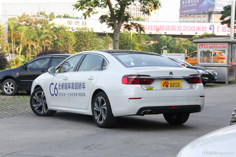 2017款雪铁龙C6 1.8T自动旗舰型