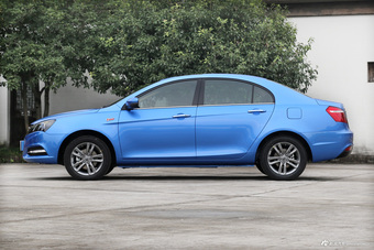 2017款吉利帝豪1.3T手动三厢百万款向上版