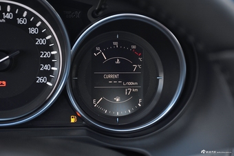 2018款阿特兹2.0L自动蓝天豪华版