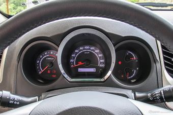 2017款黄海N1S 2.8T手动柴油两驱运动版JE493ZLQ4CB