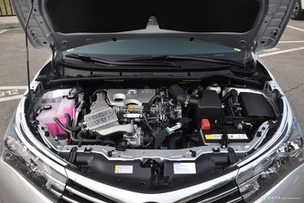 2017款丰田卡罗拉 1.2T CVT GL-i真皮版
