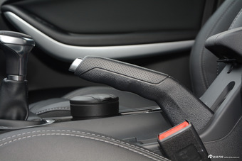 2017款瑞虎7 SPORT 1.5T自动豪华版