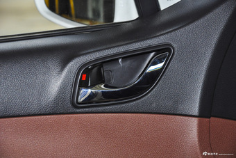 2016款景逸X5 1.8T手动尊享型 珍珠白