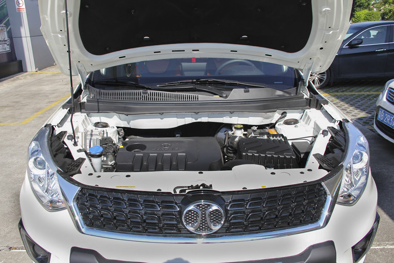 2016款北汽绅宝X35 1.5L自动尊贵版