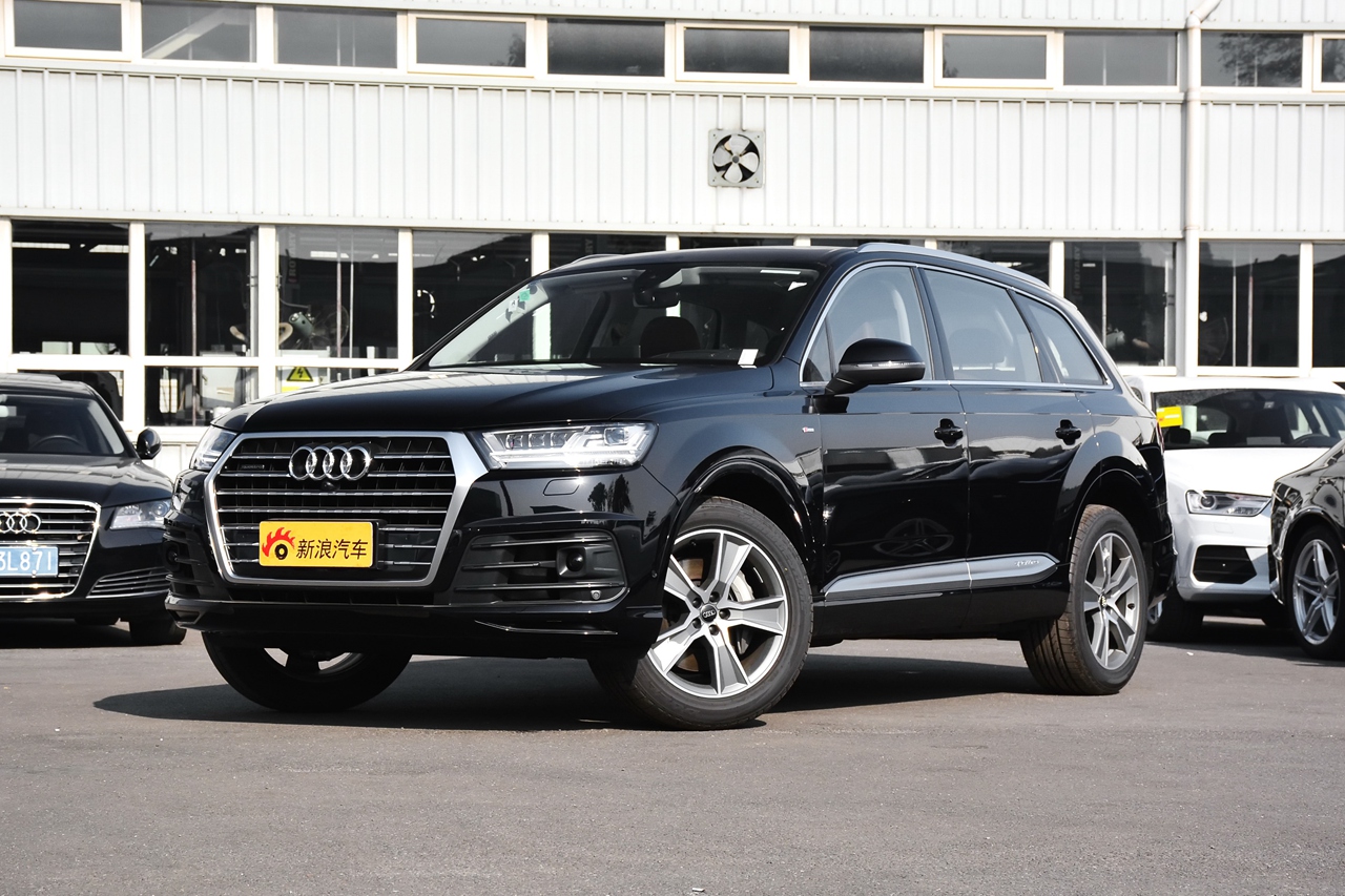哪款配置更丰富 2018款奥迪Q7 PK 2018款宝马X5