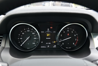 2016款揽胜极光2.0T自动PURE 风尚版