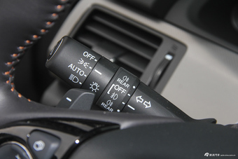 2016款雅阁混动2.0L自动锐领版