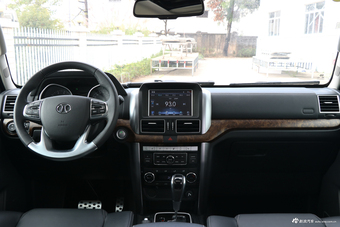 2018年北京BJ80 2.3T自动尊贵版