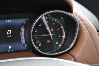 2018款Levante 3.0T自动350Hp 标准版