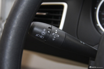 2015款东风风神L60 1.8L自动新享型