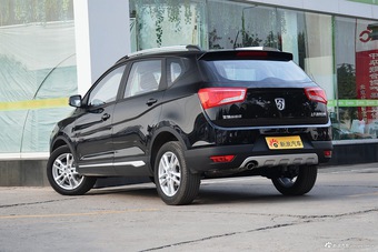 2016款宝骏560 1.8L 手动超值型