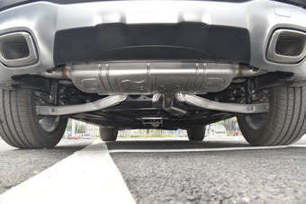 2017款奔驰GLA级 GLA200 1.6T自动时尚型