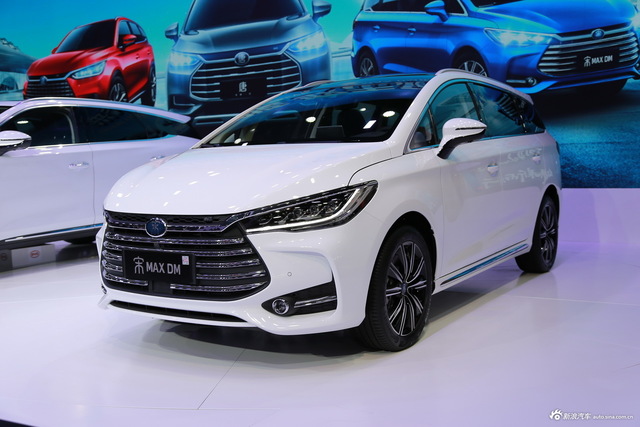 比亚迪宋MAX新能源