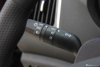 2015款海马S5 1.6L手动舒适型