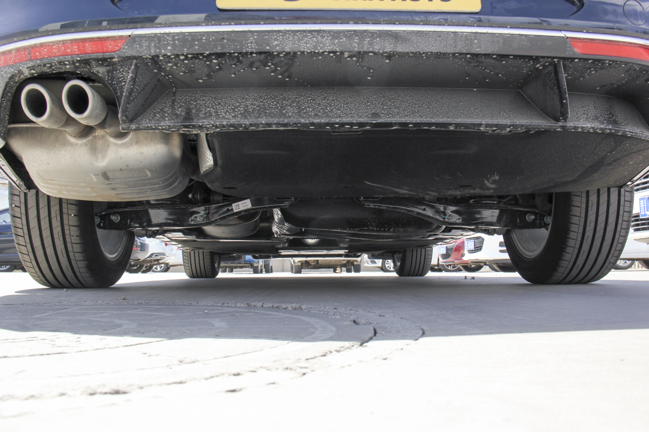 2018款迈腾1.8T自动330TSI DSG领先型