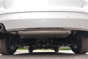 2018款宝马2系旅行车218i 1.5T自动时尚型