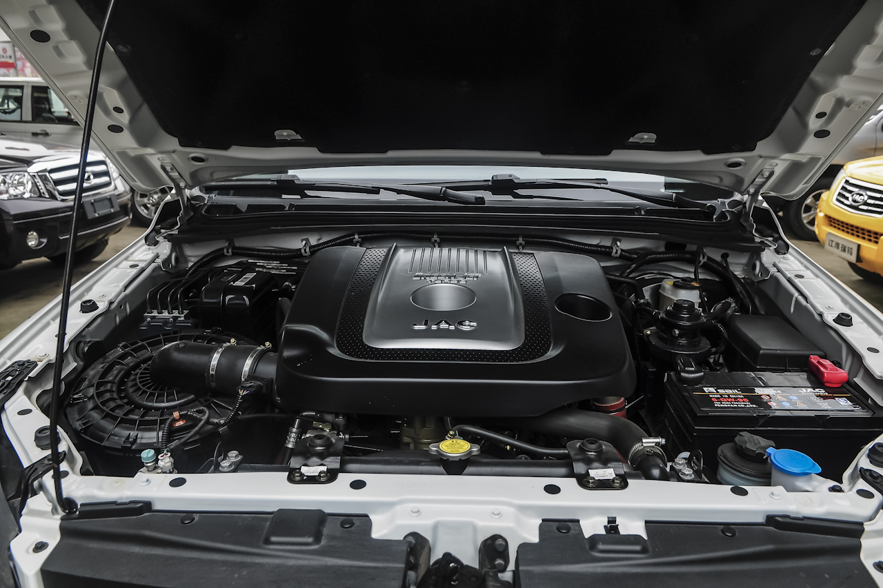 2016款 帅铃T6 2.0T柴油创客版豪华型D19TCID6