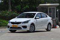 2017款起亚K2 1.4L手动GLS三厢