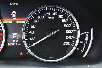 2015款讴歌TLX 2.4L自动豪华版