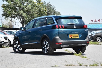 2017款标致5008 1.6T自动350THP精英版7座