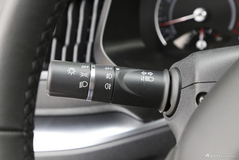 2017款哈弗H2s 1.5T自动舒适型 红标