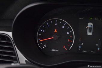 2017款比亚迪宋MAX 1.5T自动互联精英型