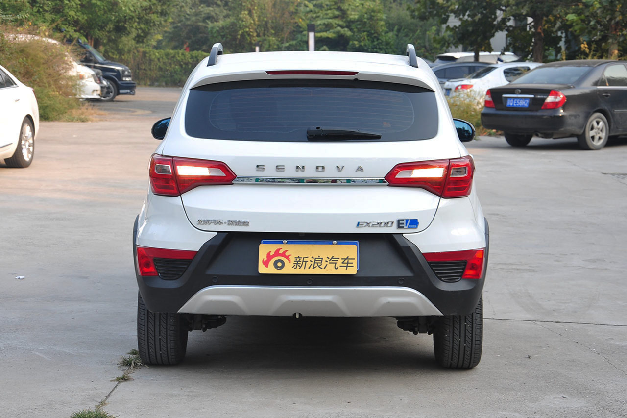 2016款北汽新能源EX200乐酷版