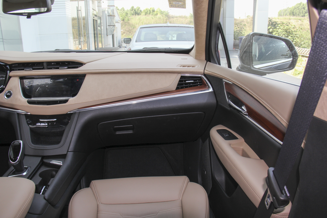 2018款XT5 28E四驱铂金型