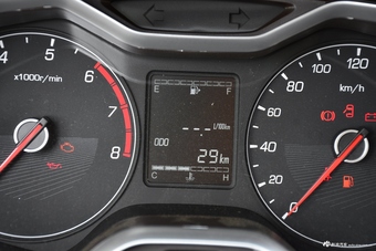 2017款宝骏310W 1.5L手动舒适型