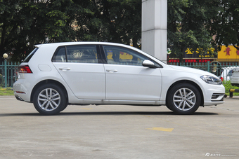2018款高尔夫1.6L自动舒适型
