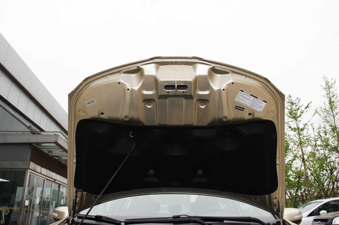 2016款凌派1.8L自动领先版