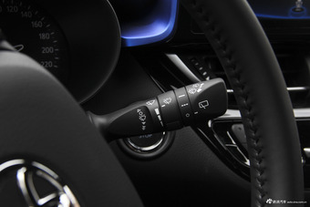 2018款C-HR 2.0L自动豪华版国V