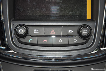 2015款 宝骏560 1.8L手动精英型